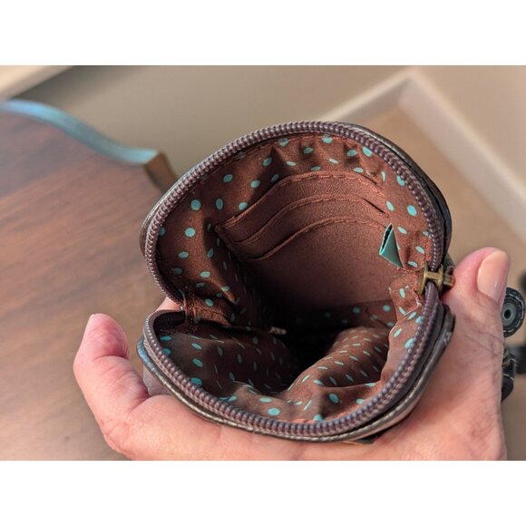 Chala Crossbody Purse Cell Phone & Card Slots Llama Design & 2 Adjustable Straps - Picture 6 of 11